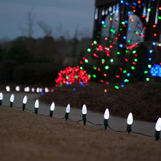 Kringle Traditions TM C9 Cool White LED Christmas Light Bulbs 8 Kringle Traditions TM C9 Cool White LED Christmas Light Bulbs - Image 6